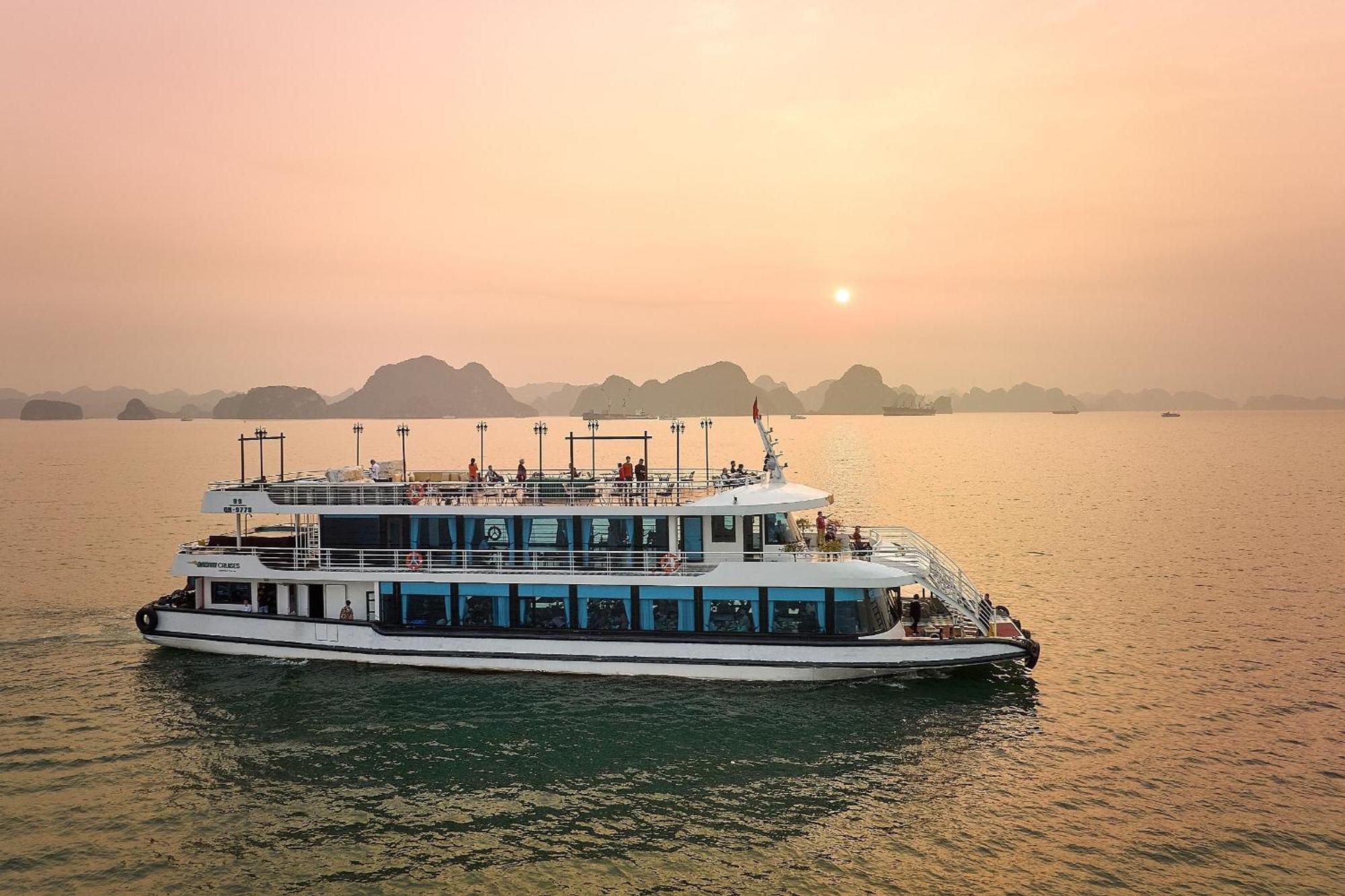 Quynh Yen Hotel Ha Long Exterior photo